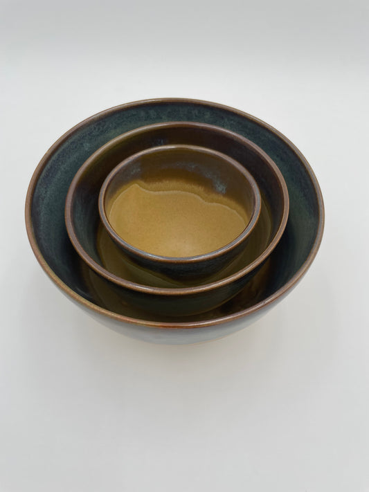 Nesting Bowls: Set of 3